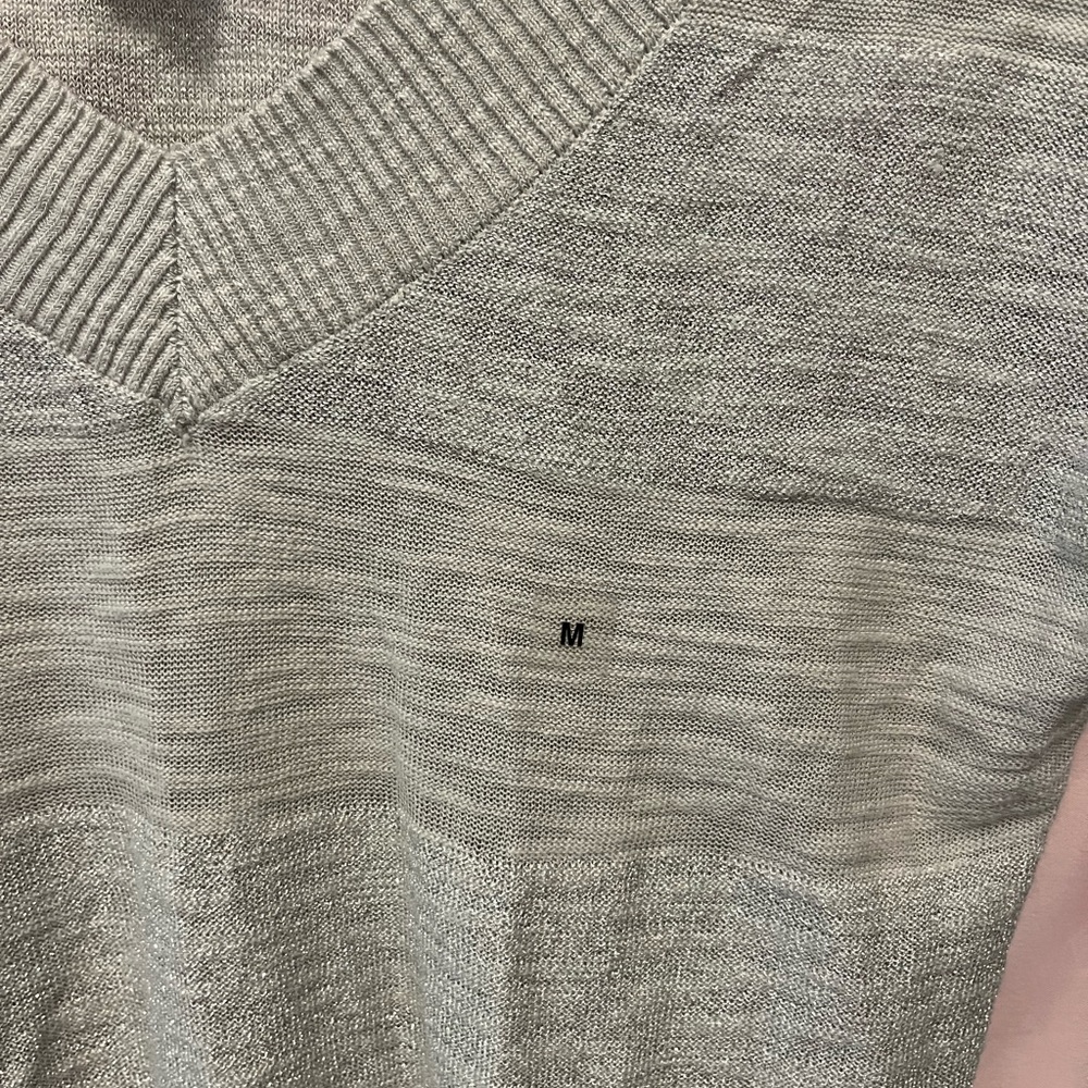 Lightweight Gray & Silver Sweater 0131 - Picture 5 of 8